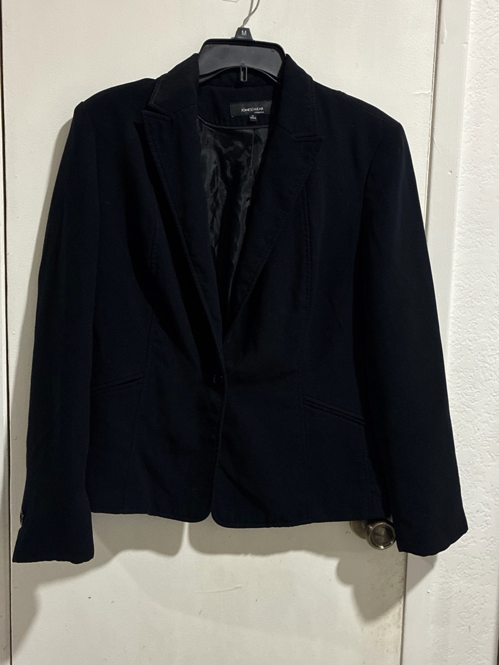 Jones Wear Women's Blazer - Classic Tailored Jacket